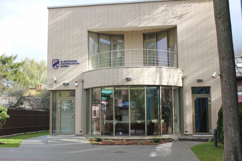 Šv. Kristoforo odontologijos klinika fasadas