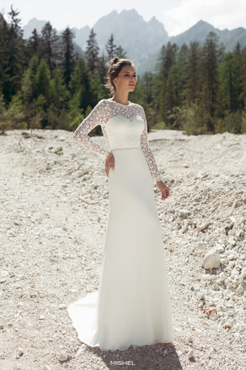 mados namai VESTINA  IŠPARDAVIMAS  Mishel 40 d. 320 eur