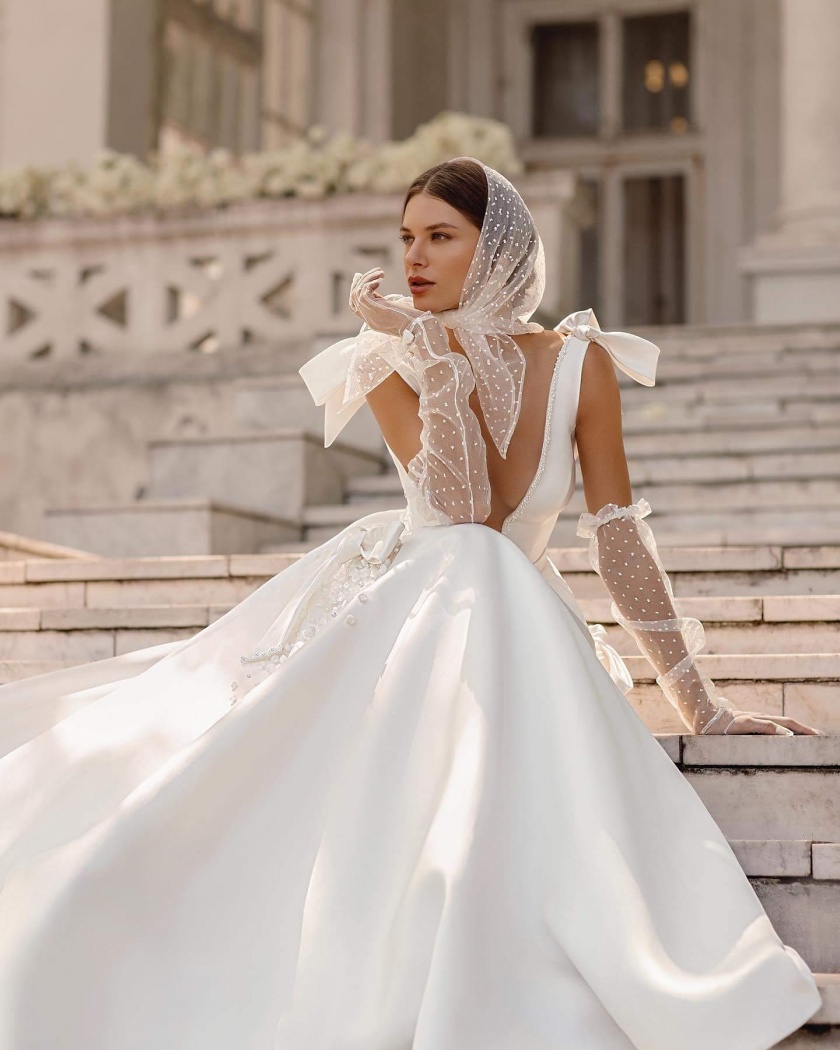 IEVA salonas Nicolina by Luce Sposa 